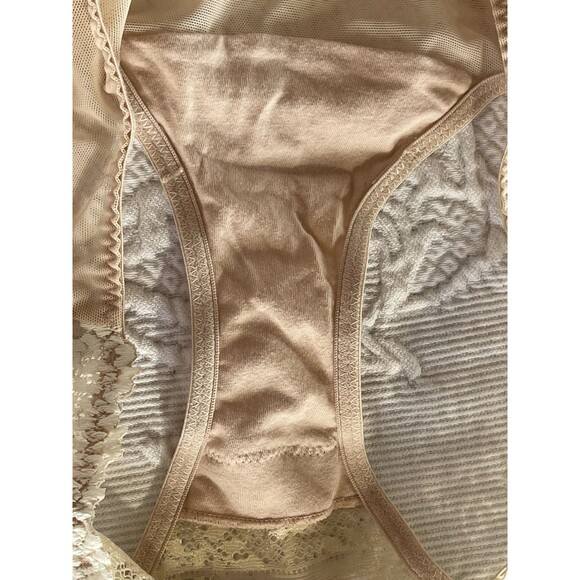 WACOAL Bra & Panty Set Embrace Beige w Cream Lace Underwire 36D/L NWOT - Picture 10 of 11